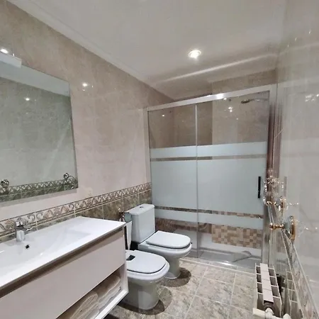 La Casa De Cué Con Garage Vut-3184-as Appartamento